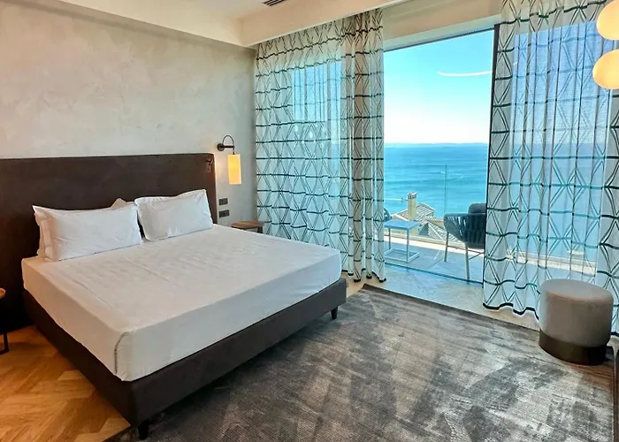 Aparthotel Maximilian Trieste