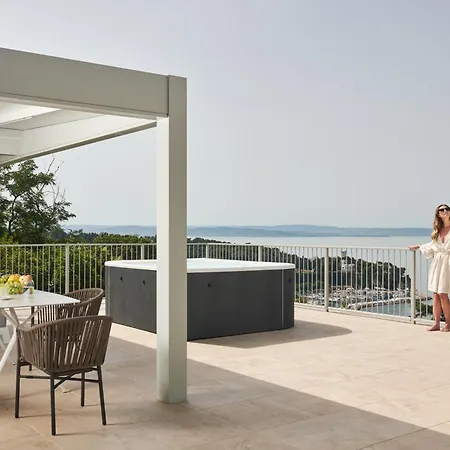 Maximilian Apartmanhotel Trieszt