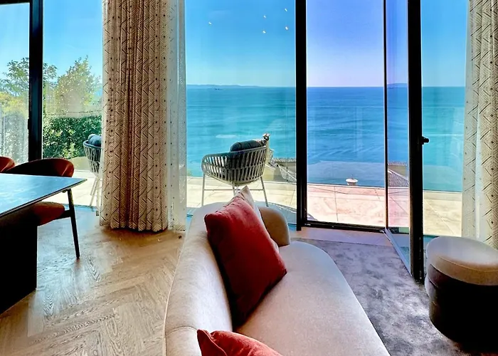 Maximilian Lejlighedshotel 4*