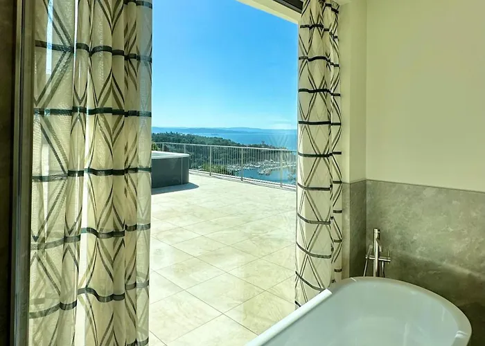 Maximilian Lejlighedshotel Trieste