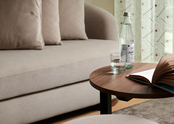 Maximilian 4* Τεργέστη